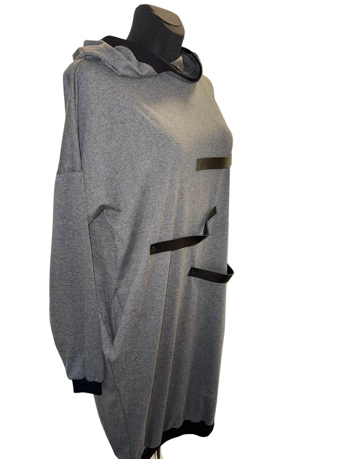 Designerkleid Aus 100% Baumwolle Mit Ecoleder-Elementen,  Edelgrau, Schwarz.  ALRI By Xatko.  One Size.  Passt Für Die Größen Ab S Bis L.  Made In Georgia