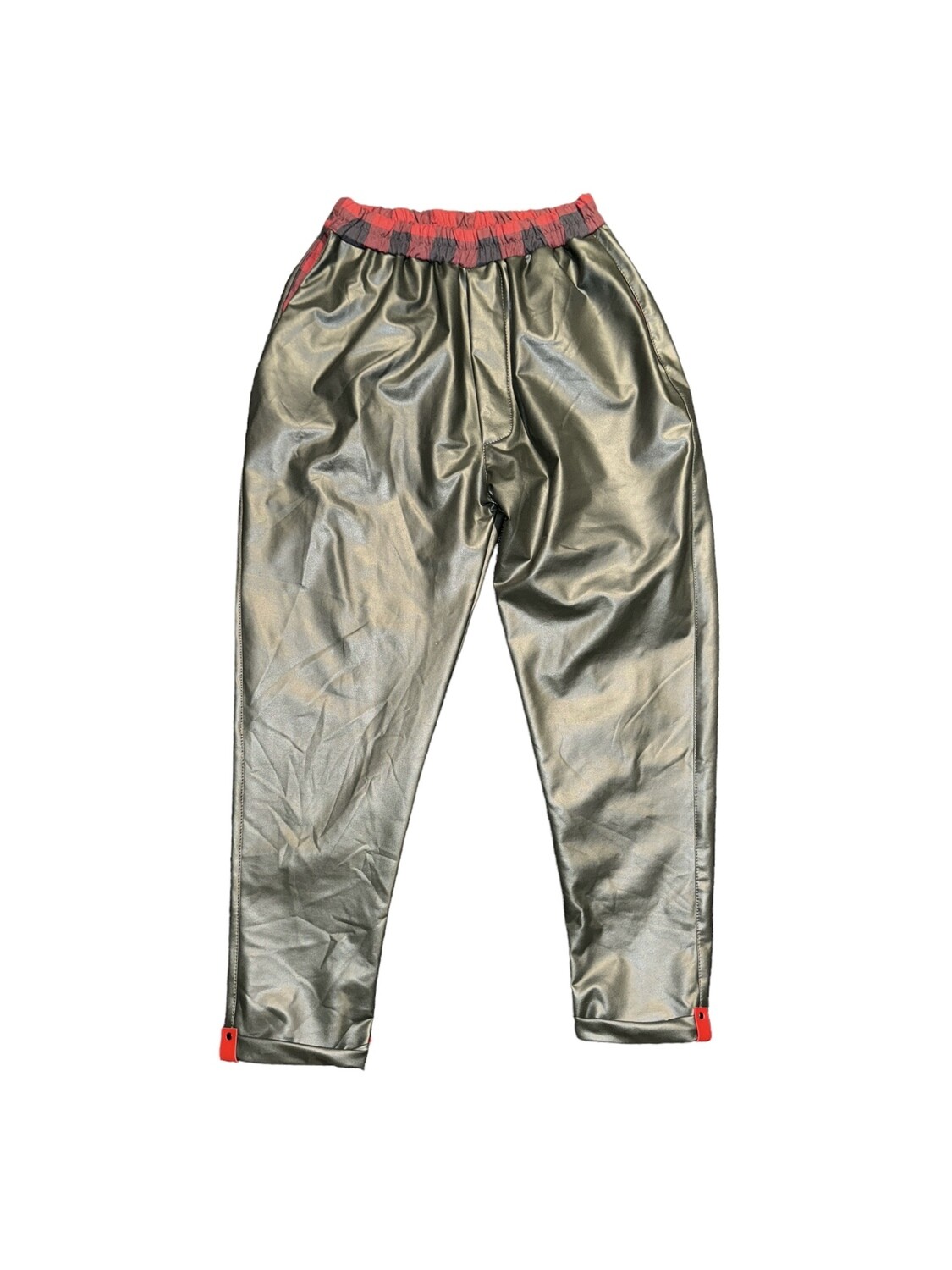 Hose olive-geün aus Ecoleder mit karierten Einsätzen. Gr. S-M.