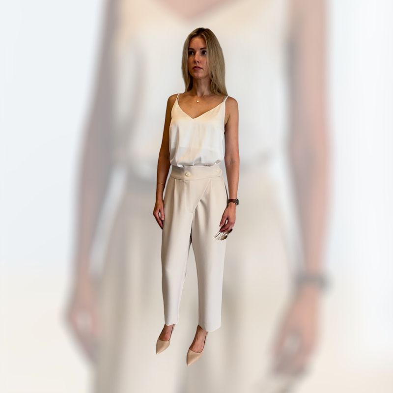 Damenhose, Elfenbeinfarbe,  Material: Baumwolle 68 %, Modal 24 %, Viskose 7 %, Elasthan 1 %, ALRI by Katrin, made in Georgia.