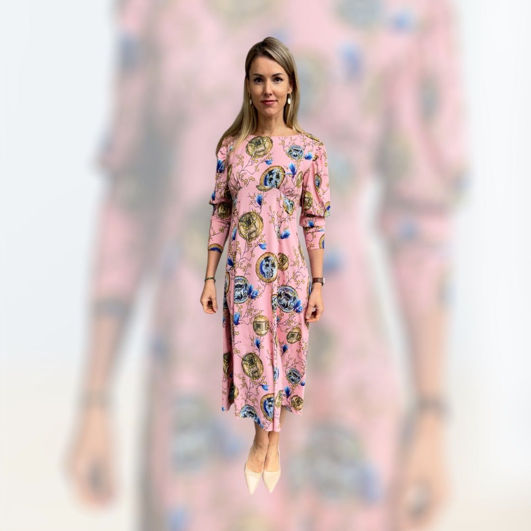 hauchdünnes langes Kleid, rosa gemustert, 100 % Viskose,  ALI by Katrin,  one size. Made in Georgia.