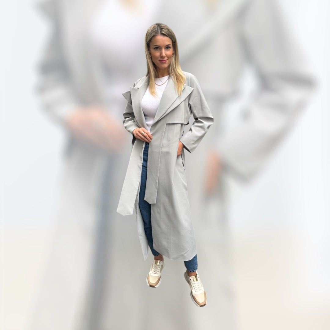Trenchcoat aus technischem Duchesse, grau, one size, gefüttert mit Seide, ALRI by Katrin, made in Georgia