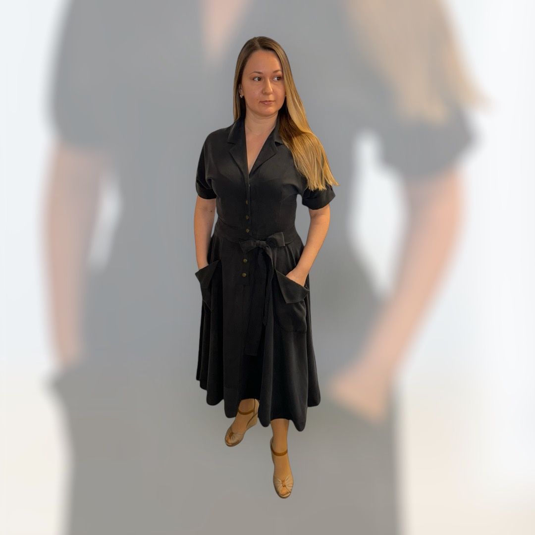 Kleid Katrin, dunkel-grau, 100% Baumwolle, Gr. XL (L), M (S). Kleingeschnitten.