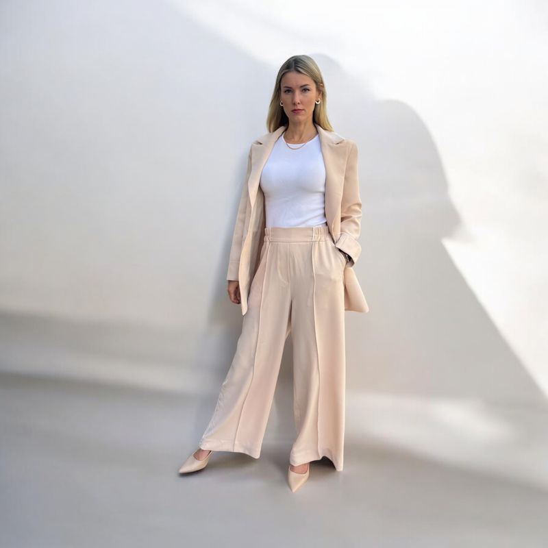 Blazer, aus Mischung Wildseide und Viskose, gefüttert, mit weissen Kanten, ALRI by Katrin, made in Georgia