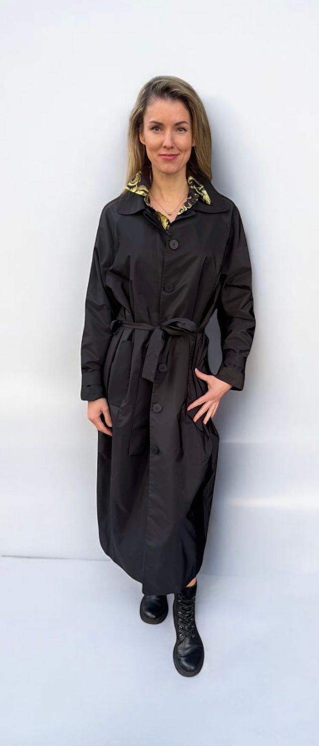 Trenchcoat schwarz, one size, gefüttert, ALRI by Katrin, made in Georgia