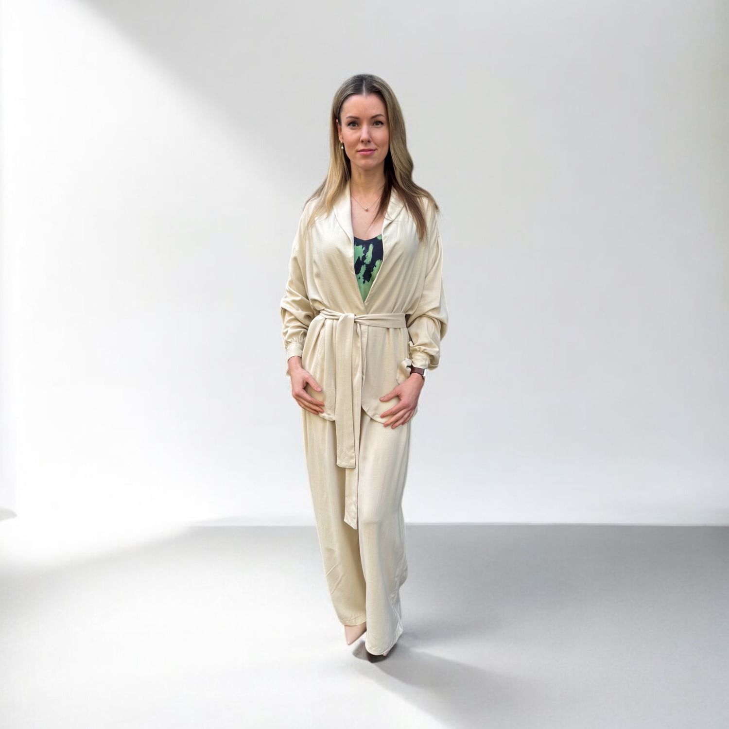 Set Hemd und Hose &quot;Büro&quot;ALRI by Natia, beige, 100% Baumwolle, M-L, made in Georgia.