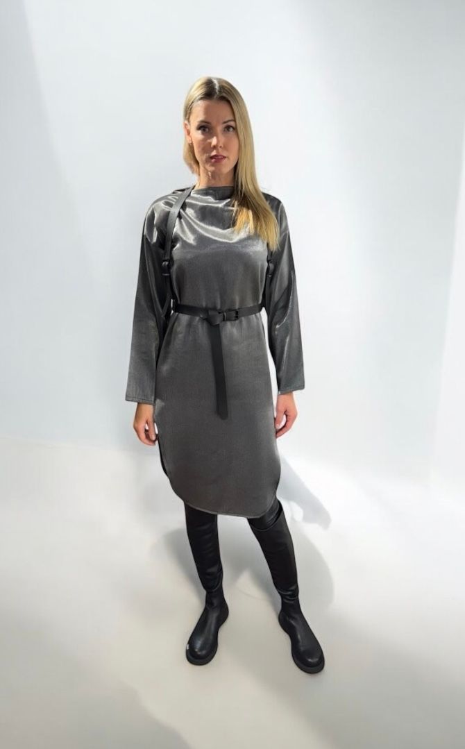 Sommertunikakleid Asymmetrisch, Glänzend.Made In Georgia, Grösse M, ALRI by Xatko. 50% Polyester, 50% Viscose
