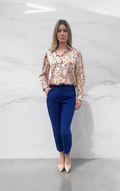 Damenbluse, Knöpfe, Gürtel, ALRI by Katrin, 100% Seide, made in Georgia