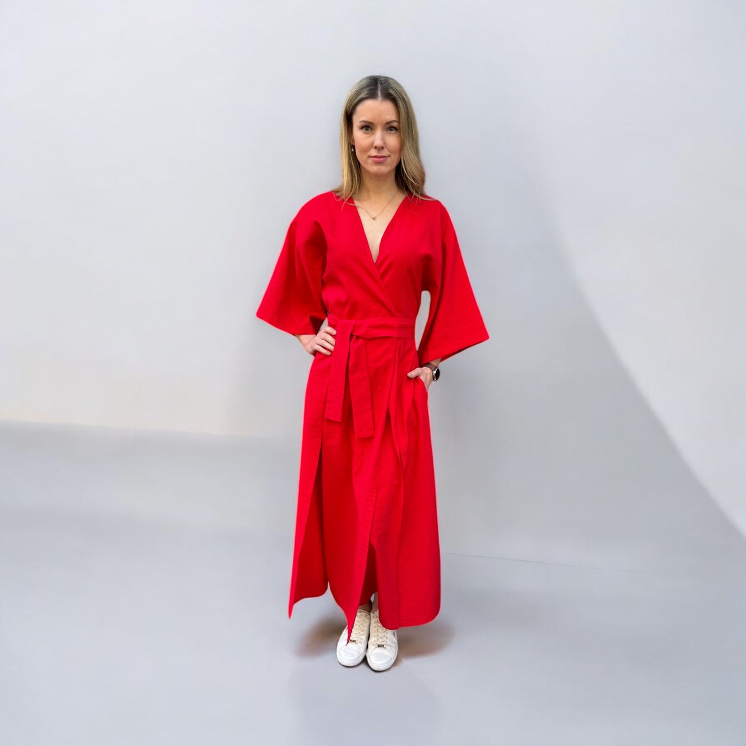Kleid aus Wildseide. ALRI by NO ONE. Made in Georgia. One size (S-L)