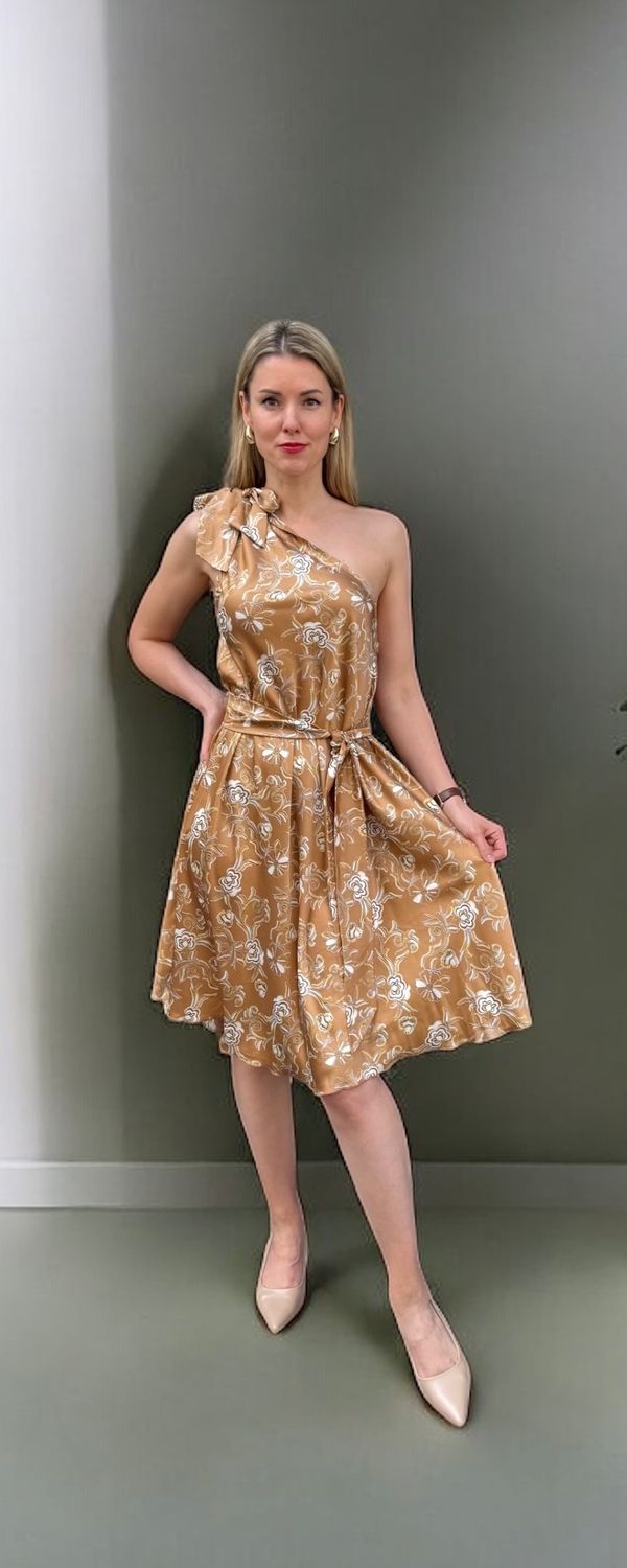 Kleid Kleopatra ALRI by Katrin hell-beige, 100% Seide, Made in Georgia, ONE SIZE (passt von XS bis L).