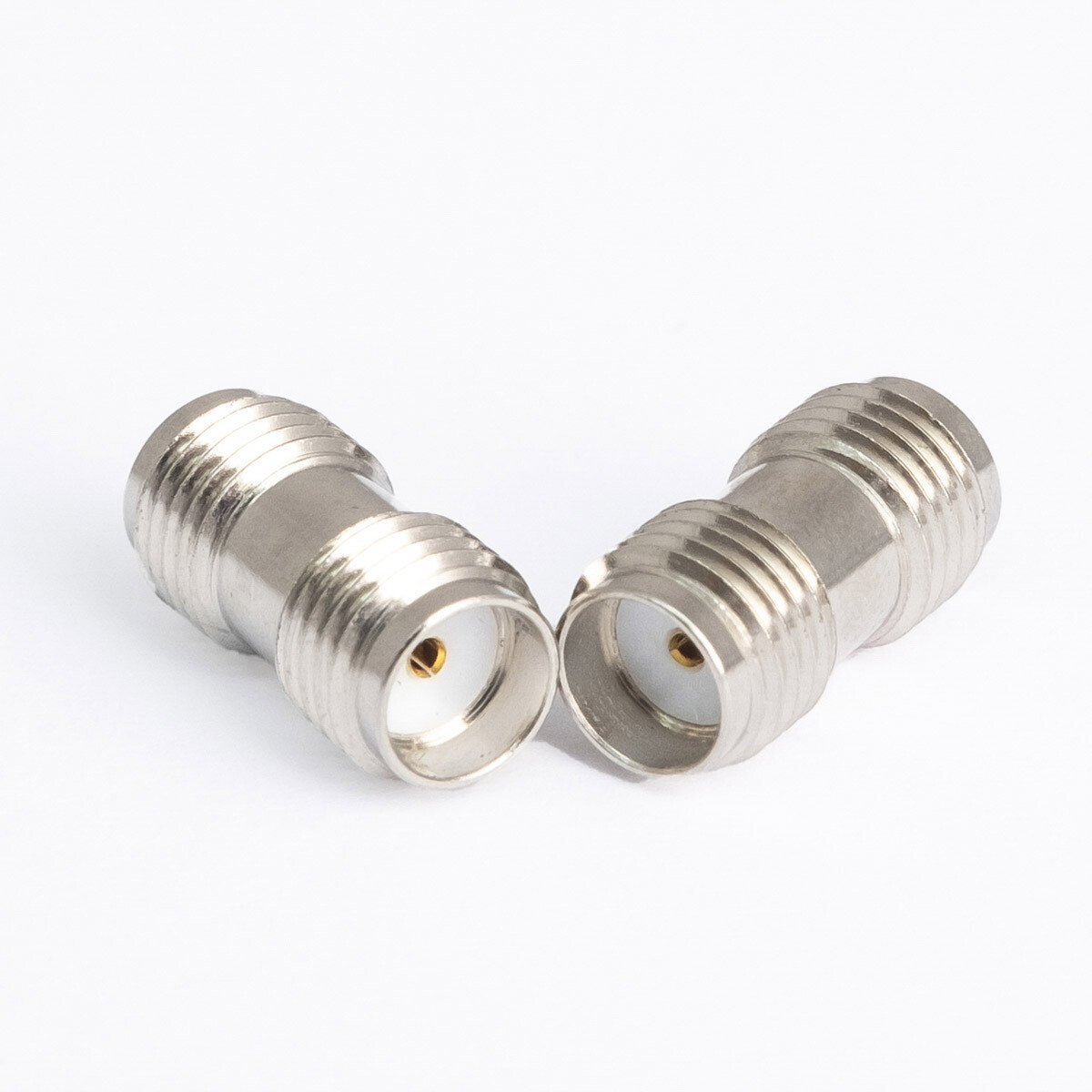 SMA SOCKET (Female) TO SMA SOCKET (Female)
ADAPTOR