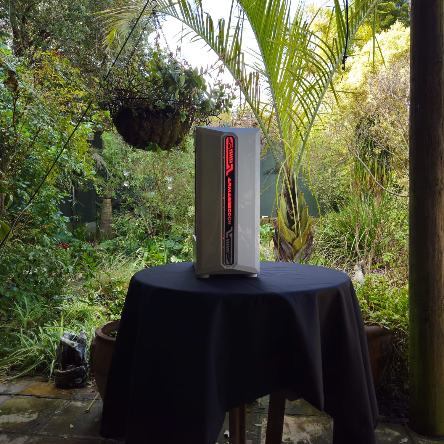 EchoByte Core SpecsCPU: AMD Ryzen 3 3100 (6-core, 6-thread)GPU: GTX 1650 Super 4GbRAM: 32GB
