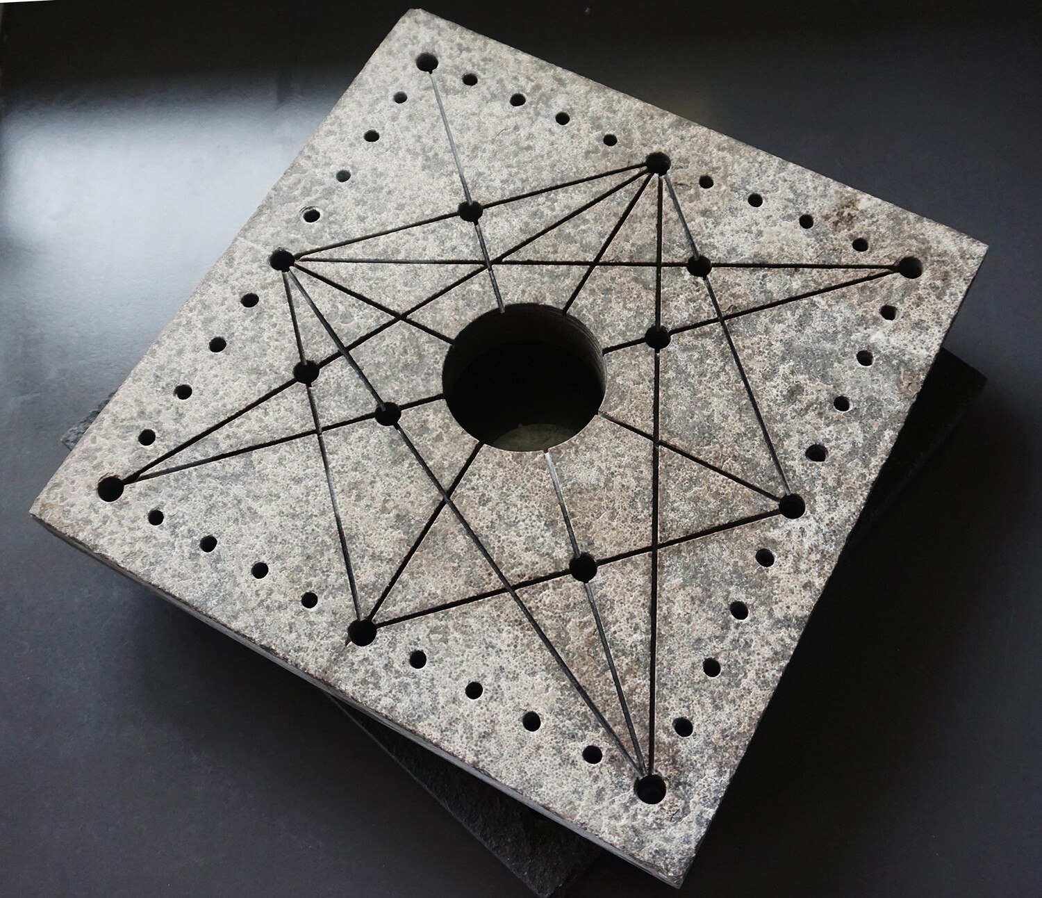 Plateau Jules Verne en pierre