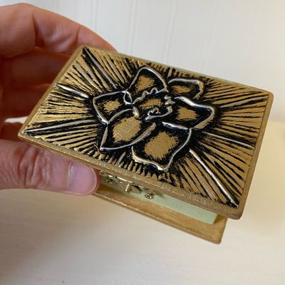 Gold Metal-Embossed Flower - Trinket Box