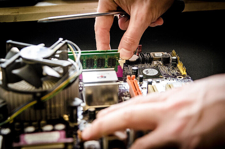 Servicing PC