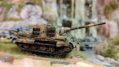 Wehrmacht Panzer Jagdtiger II with missing side plates ready to fire