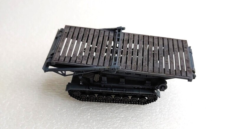 Bridge-laying tank IVb