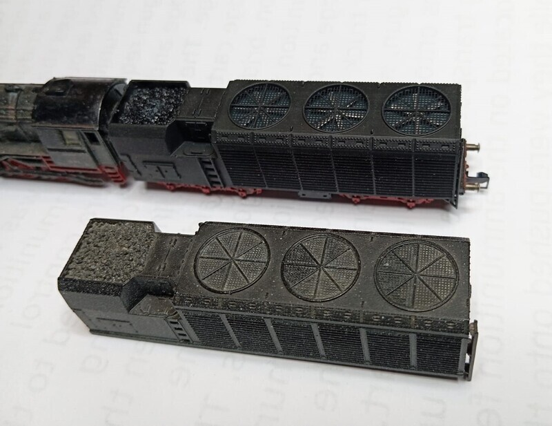 Novelty Mini Trix BR 52 1911 condensing tender, exchange tender