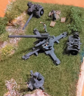 ' Military ' Wehrmacht set 8.8 cm anti-aircraft emplacement and SdAh 202 trailer disassembled.