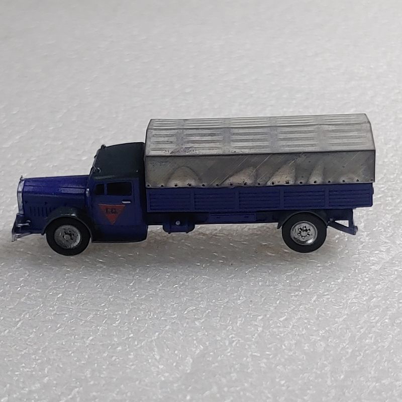 MB truck L 10,000 with platform and tarpaulin