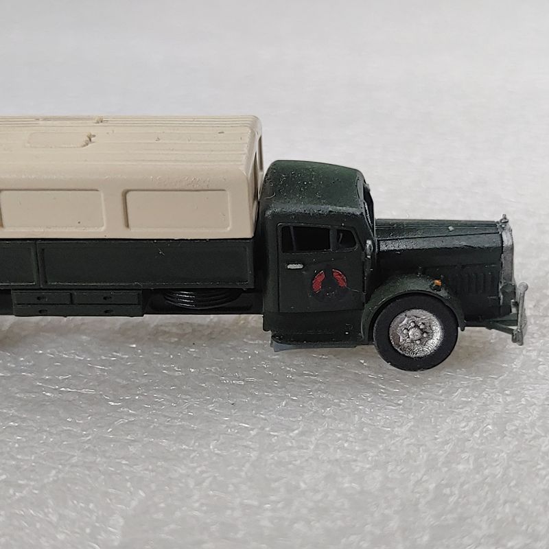 MB truck L 10,000 long with box body