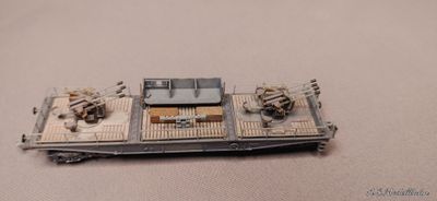 Heavy duty truck type SSY Köln with anti-aircraft Flakvierling  Gauge N 1:160