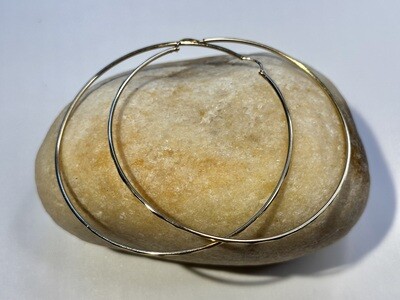 THE FACETTED LARGE THIN Hoops