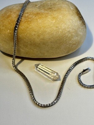 THE CLASSIC TENNIS necklace