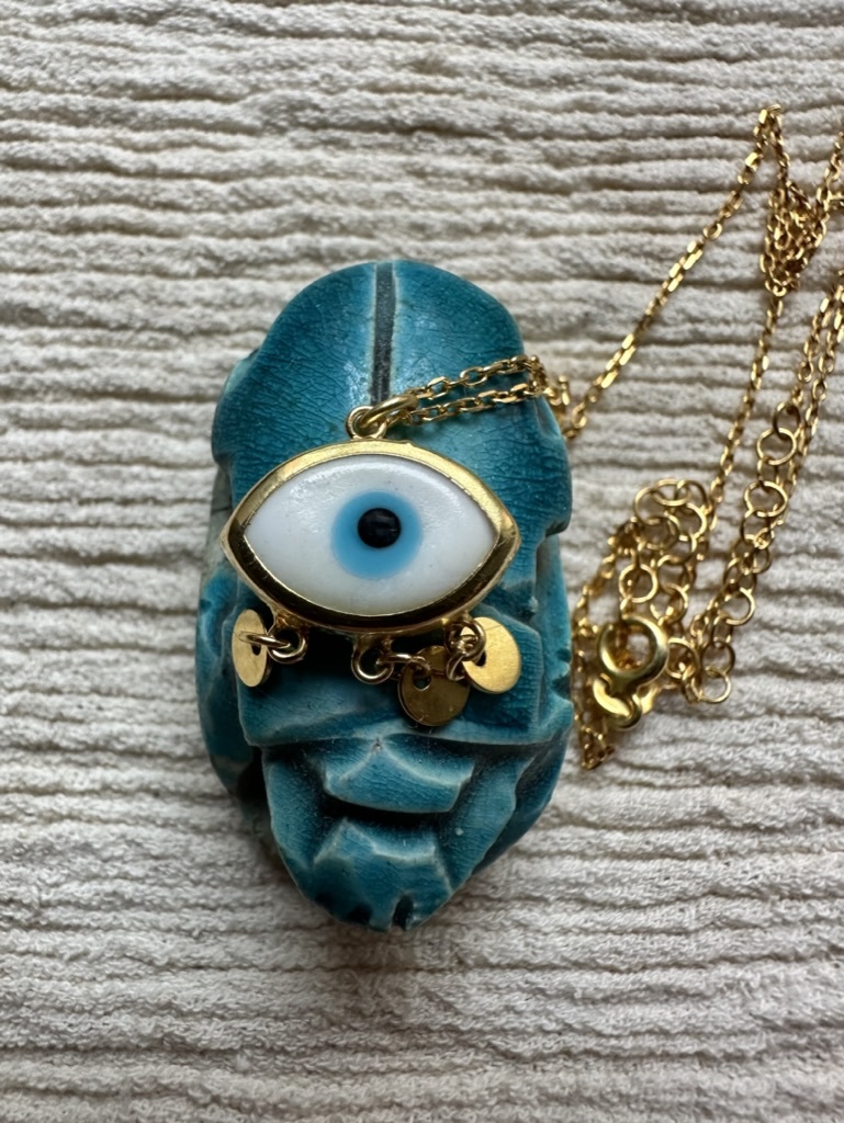THE WHITE EVIL EYE necklace