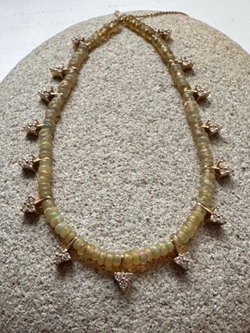 OPAL DIAMOND SHAKER necklace