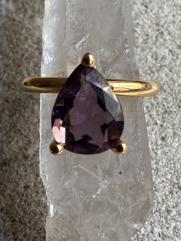 THE AMETHYST CANDY Ring