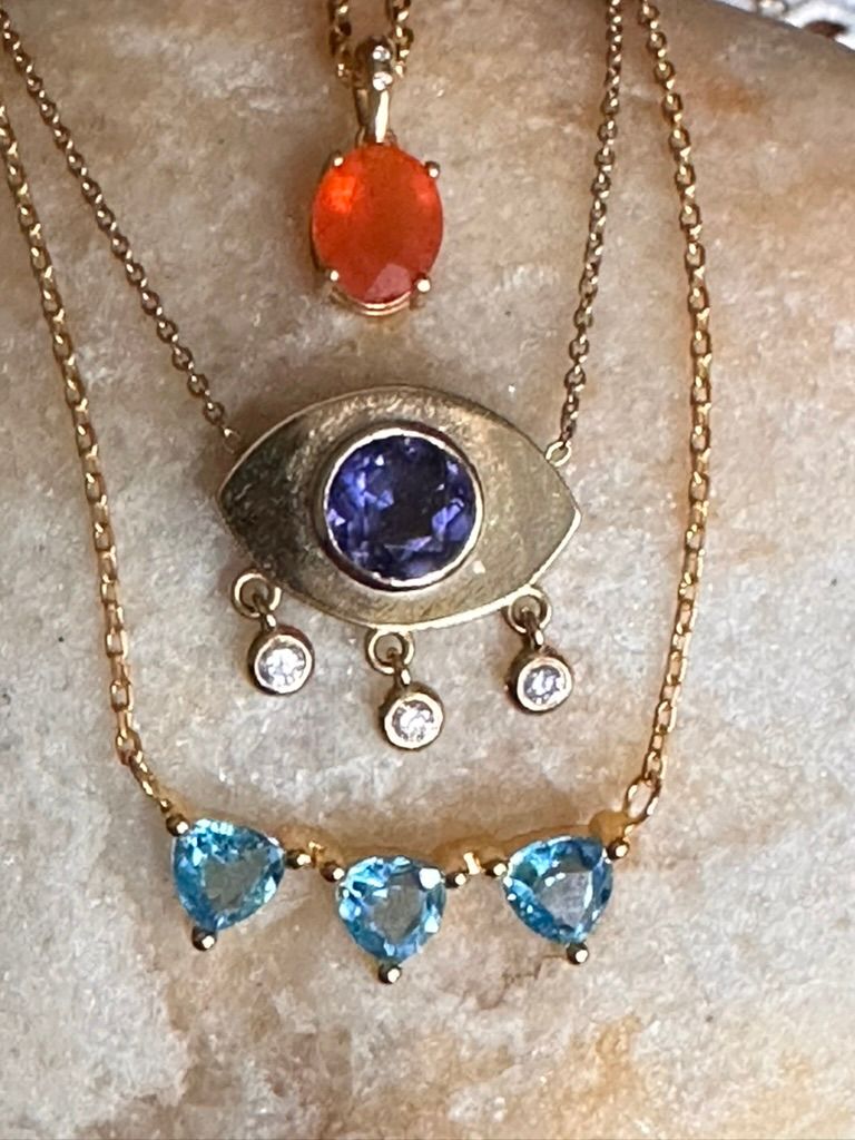 THE 3 BLUE TOPAZ Necklace