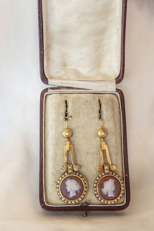 Victorian 18K Yellow Gold Pearl Cameo Drop Earrings