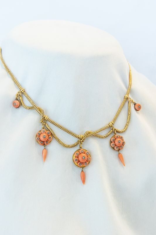 18K Yellow Gold Coral &amp; Diamond Antique Swag Necklace