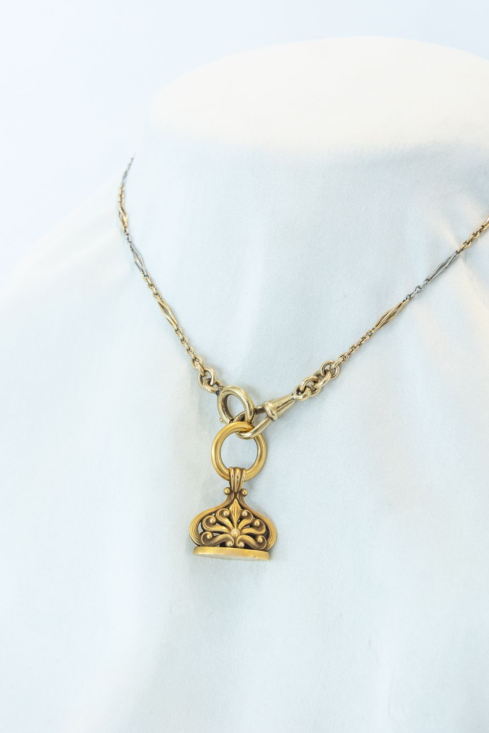 18K Yellow Gold Victorian Fob (Fob Only)