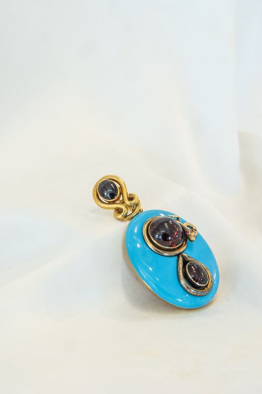 Victorian 18K Yellow Gold Turquoise Enamel Serpent Locket