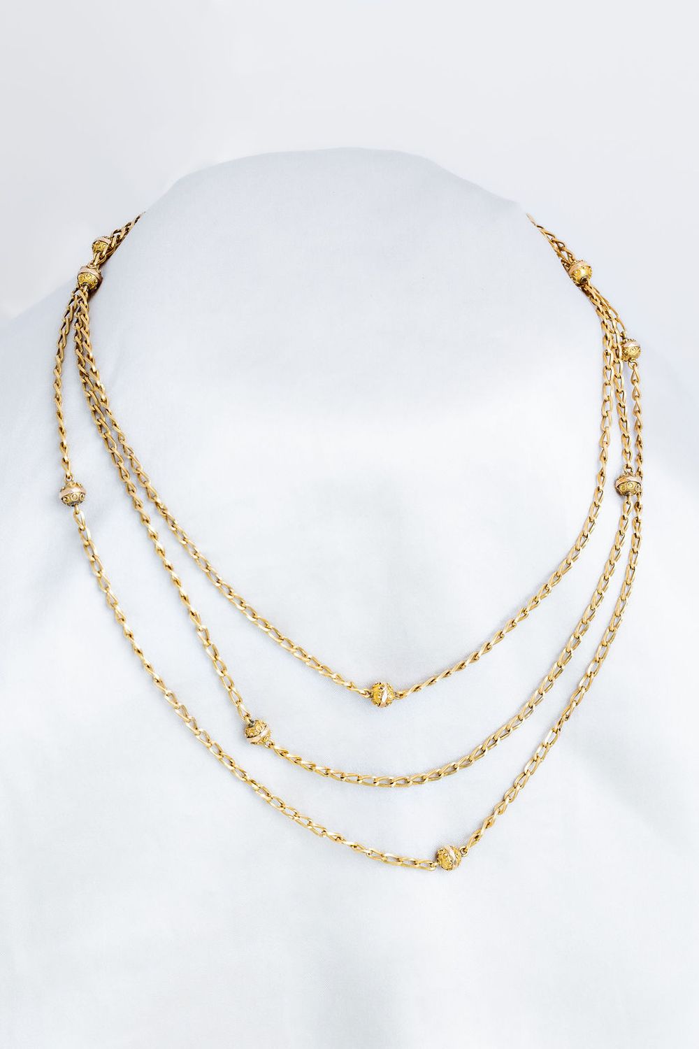 18K Yellow Gold Curblink Chain With Gold Filigree Beads Circa 1870