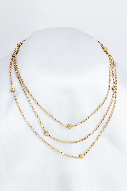 18K Yellow Gold Curblink Chain With Gold Filigree Beads Circa 1870
