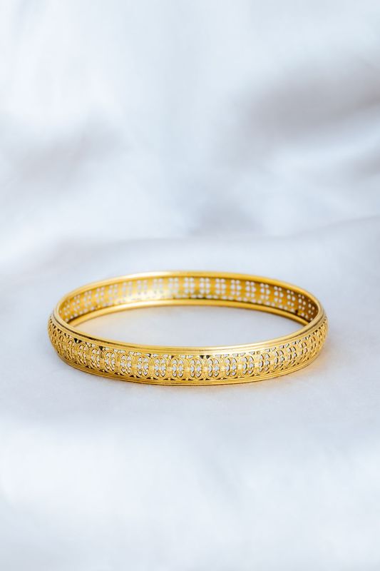10k Yellow Gold Filigree Bangle