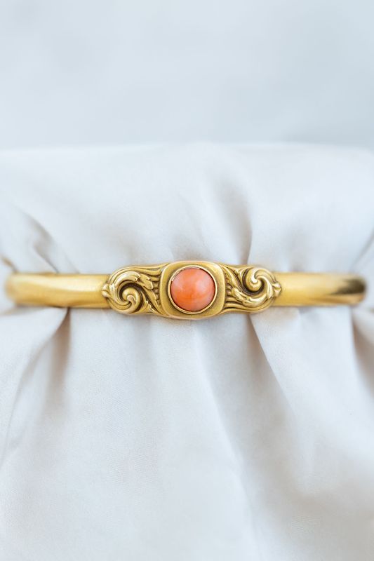 14K Coral bangle