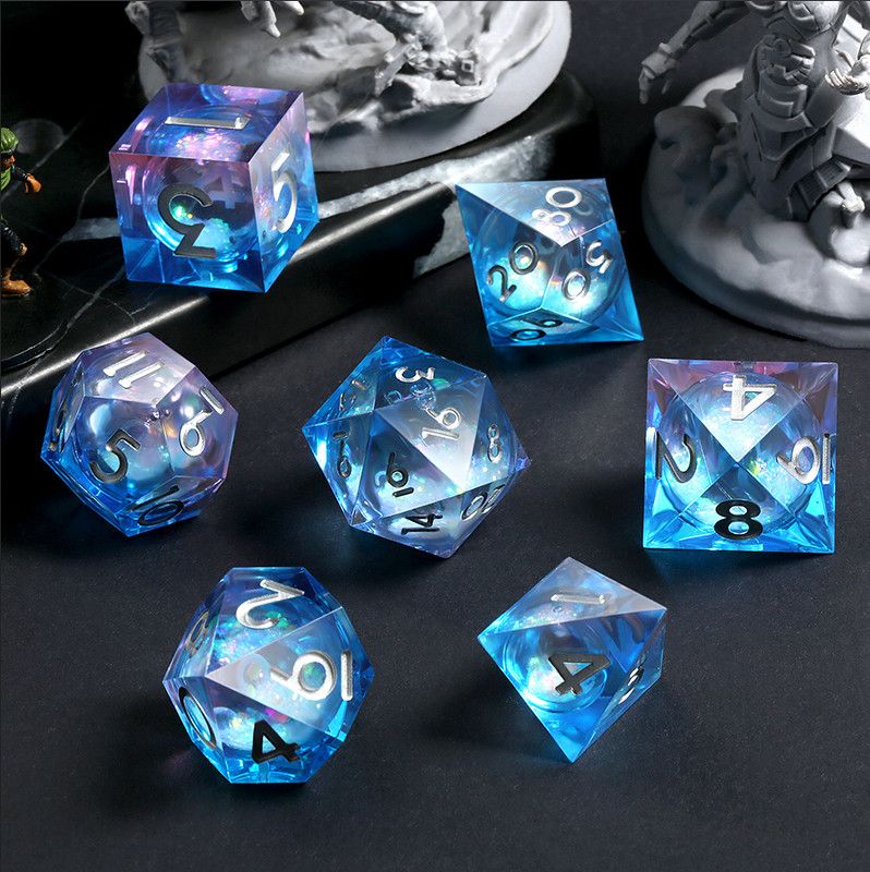 Liquid Core Dice Set - Ice Castle