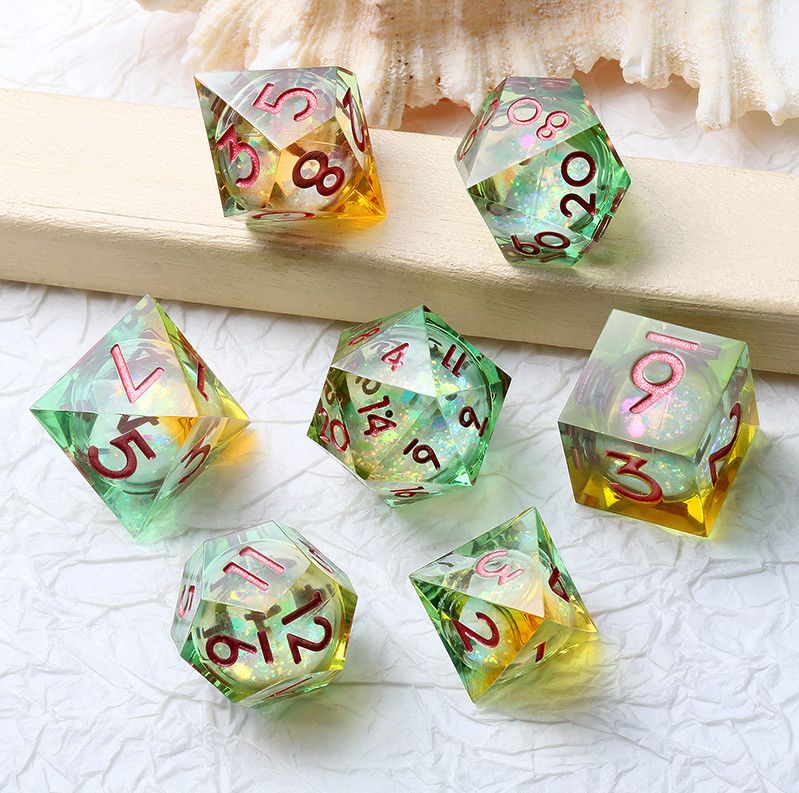 Liquid Core Dice Set - Fairy