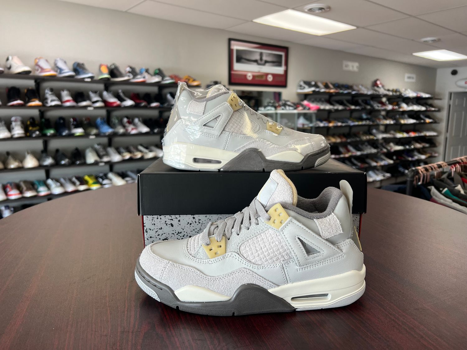 NEW AIR JORDAN 4 CRAFT PHOTON DUST