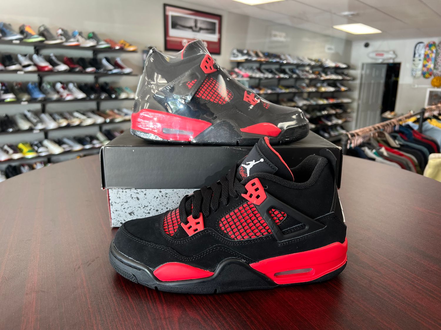 NEW AIR JORDAN 4 RED THUNDER