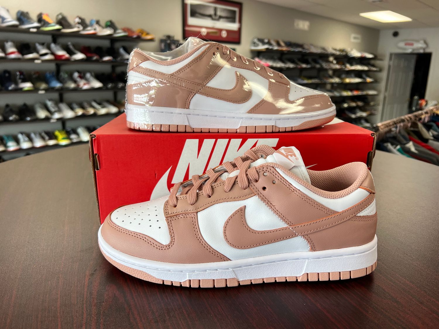NEW NIKE DUNK LOW ROSE WHISPER (W)