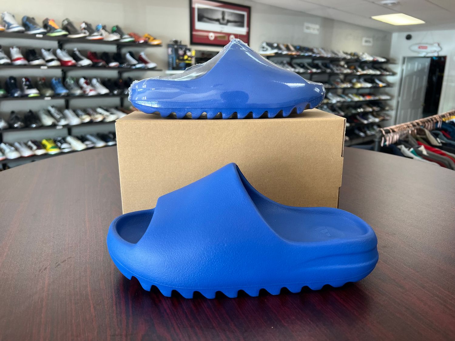 NEW ADIDAS YEEZY SLIDE AZURE