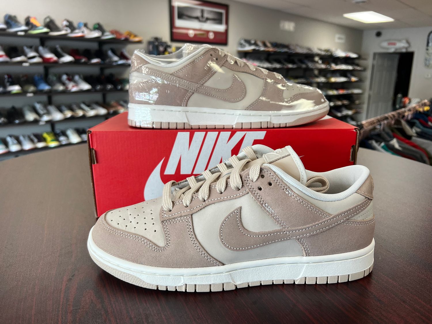 NEW NIKE DUNK LOW SAND DRIFT (W)
