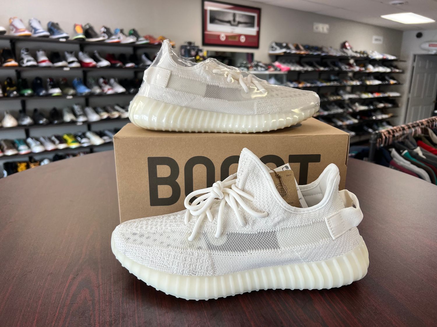 NEW ADIDAS YEEZY 350 V2 BONE
