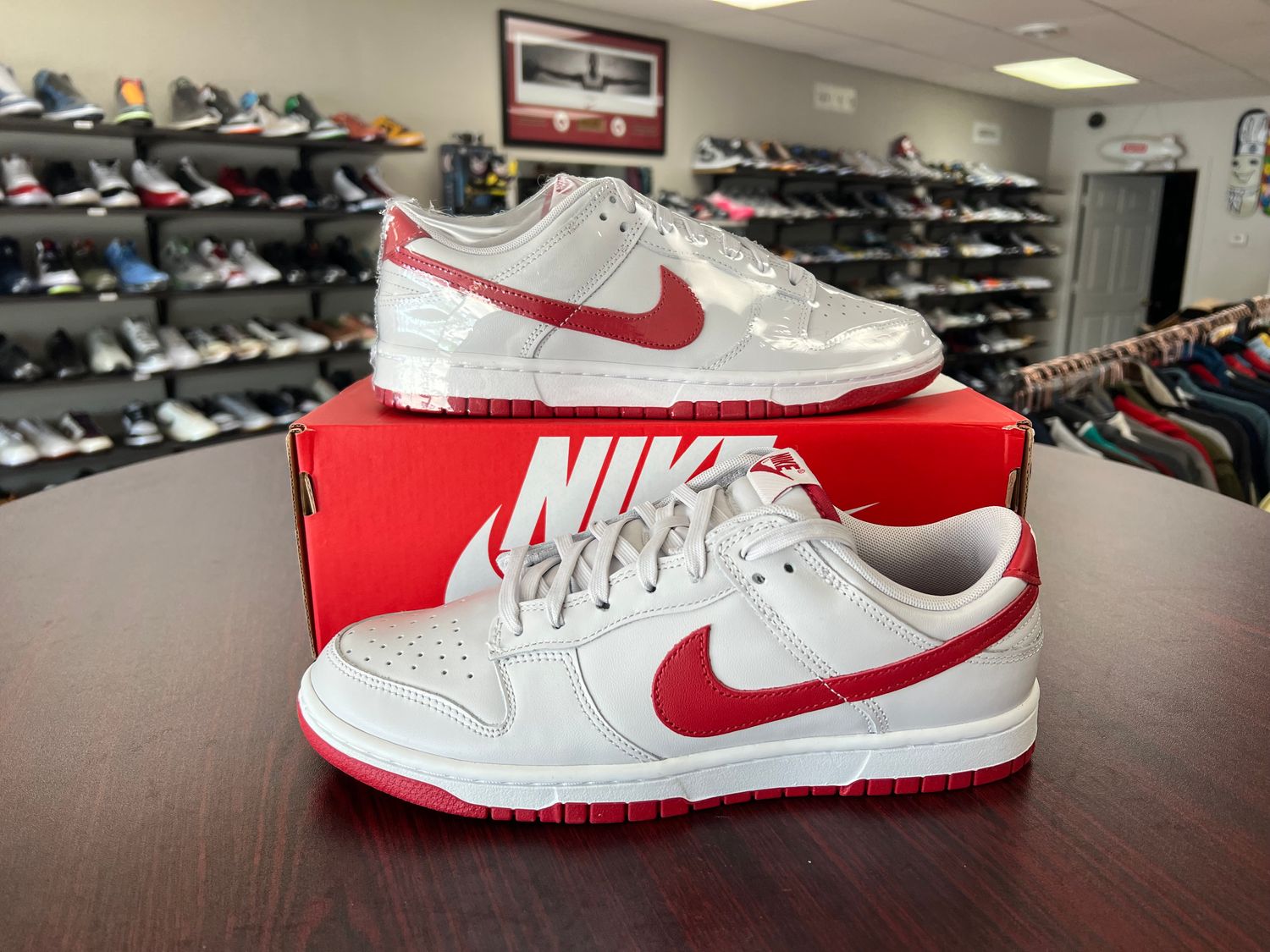 NEW NIKE DUNK LOW VAST GREY VARSITY RED