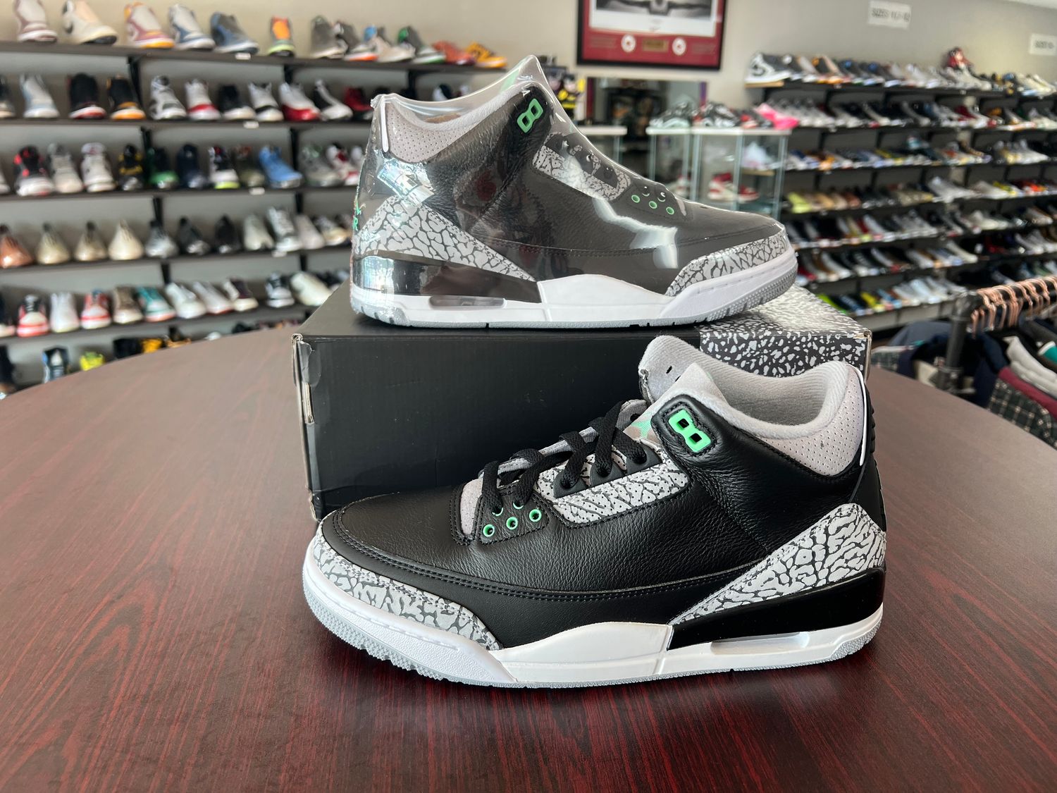 NEW AIR JORDAN 3 GREEN GLOW