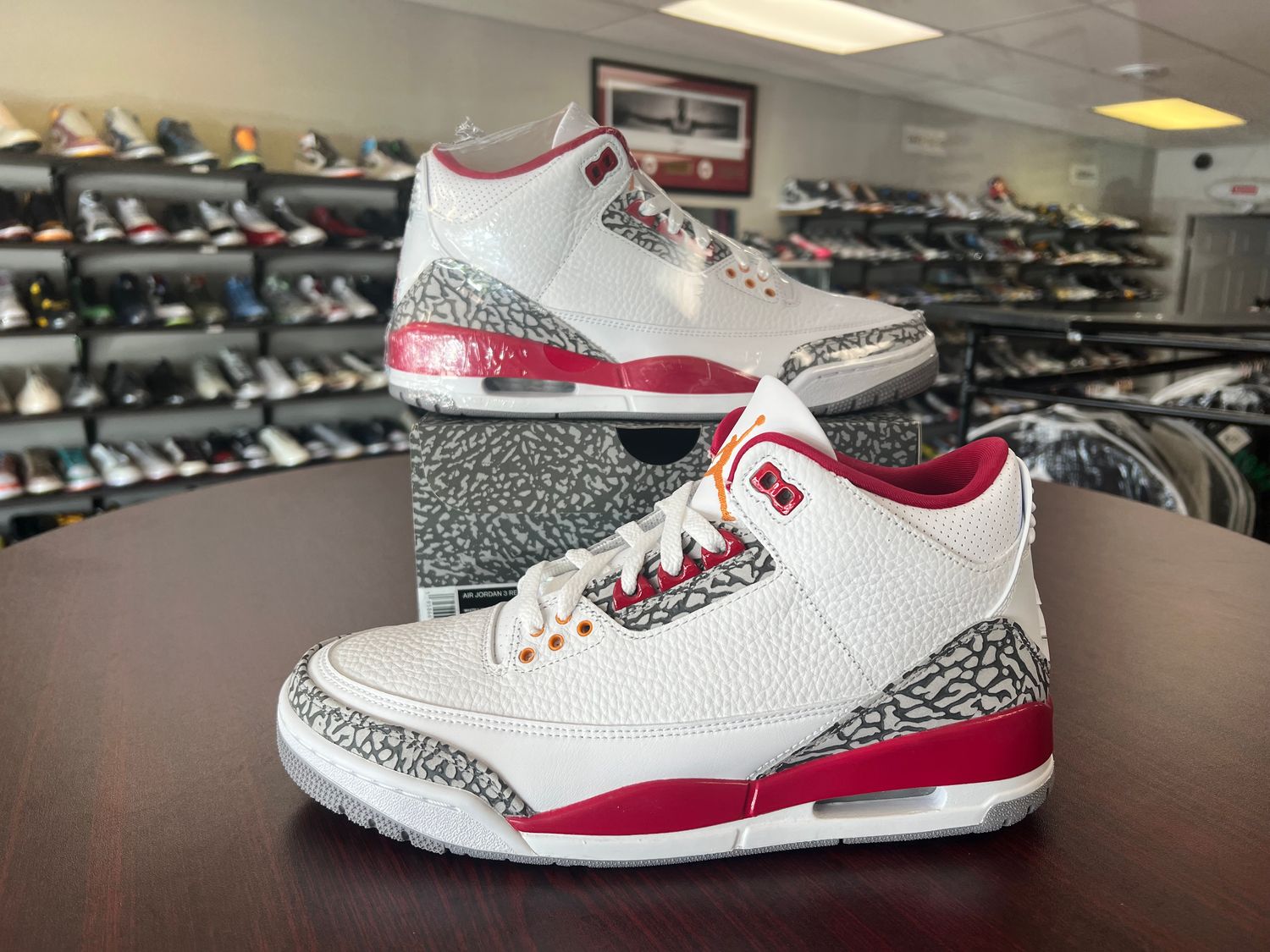 NEW AIR JORDAN 3 CARDINAL